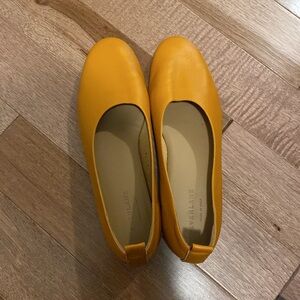 Everlane Day Glove Italian Leather ballet flats 9 orange cognac tan